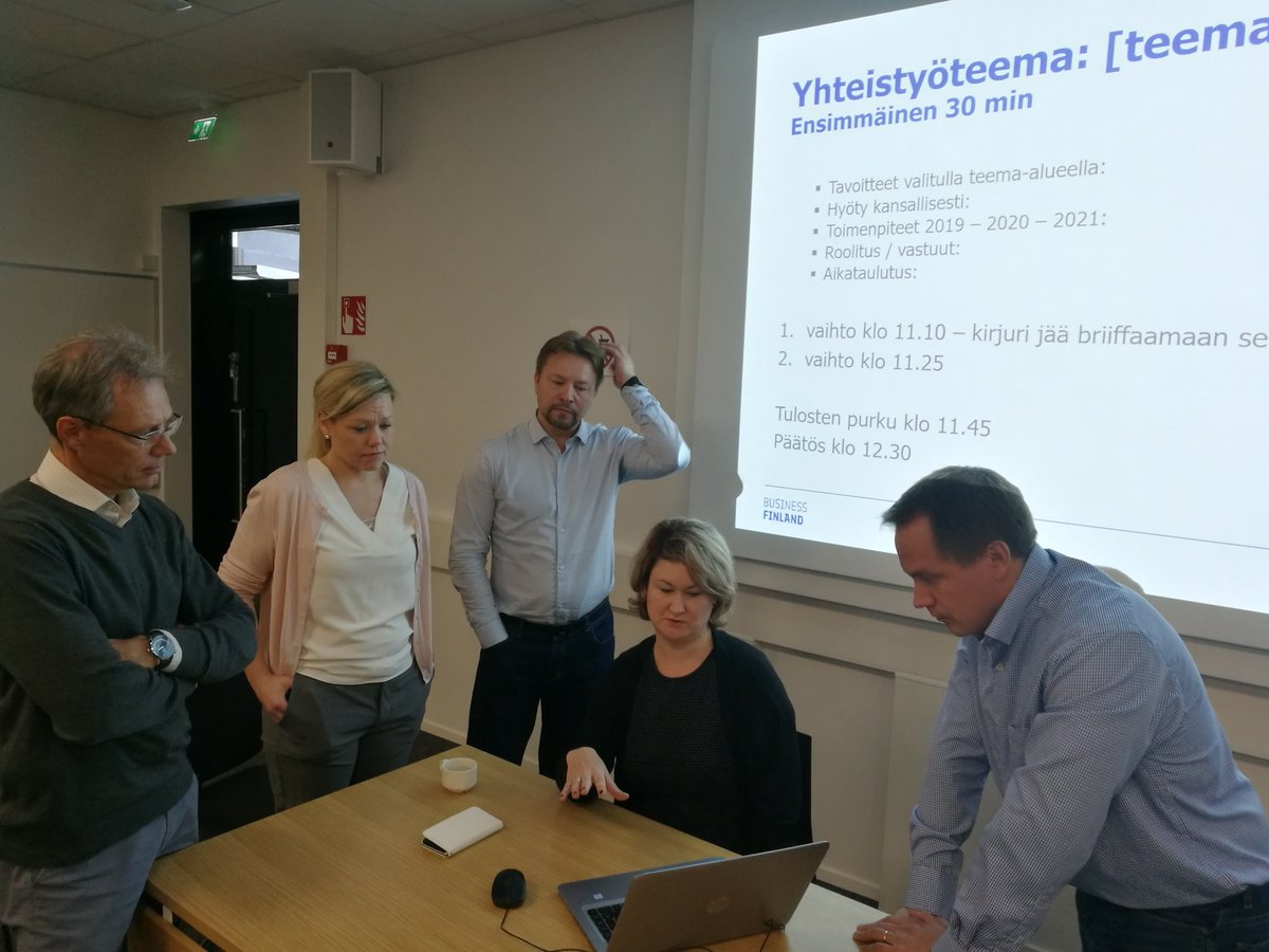 KuopioLivingLab's tweet photo. Kansallisen Test Bed verkoston kokouksessa rakentamassa yhtenäistä konseptia. Asia etenee hyvin! https://t.co/VQWRfPZPMd