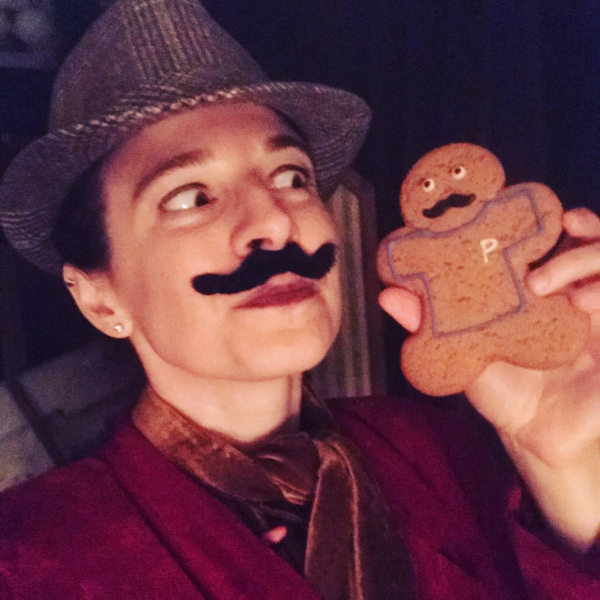 Tonight is the night! Come see Equador in ‘Sex Magick’ <a href="/vagina_museum/">Vagina Museum</a> at 7:30pm! 
<a href="/PrimalTheatre/">Primal Theatre</a> 
#theatre #stage #vaginamuseum #sexmagick #museum #moustache #gingerbreadman #minime #comedy #farce #accent #italian #magic #magick #magicwoman #luna #actress repr by <a href="/Actors_Direct/">Actors Direct</a>