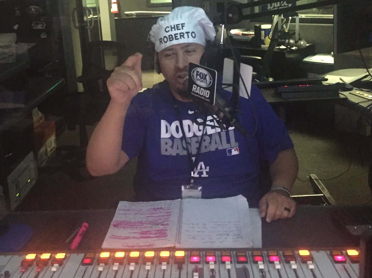 Eddieonfox's tweet image. Chef Roberto! On the Ben Maller Show. 😀 ⁦@raider_rob24⁩ ⁦@benmaller⁩