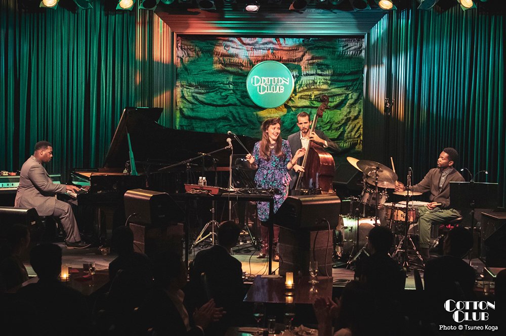 cottonclubjapan's tweet photo. 【ライブ写真を公開しました】SASHA MASAKOWSKI ★写真はこちら→ https://t.co/3ztY5zUSOD photo by Tsuneo Koga
#SashaMasakowski #SheaPierre #MartinMasakowski #JoeDyson #CottonClub #コットンクラブ https://t.co/uKKrleAPPF