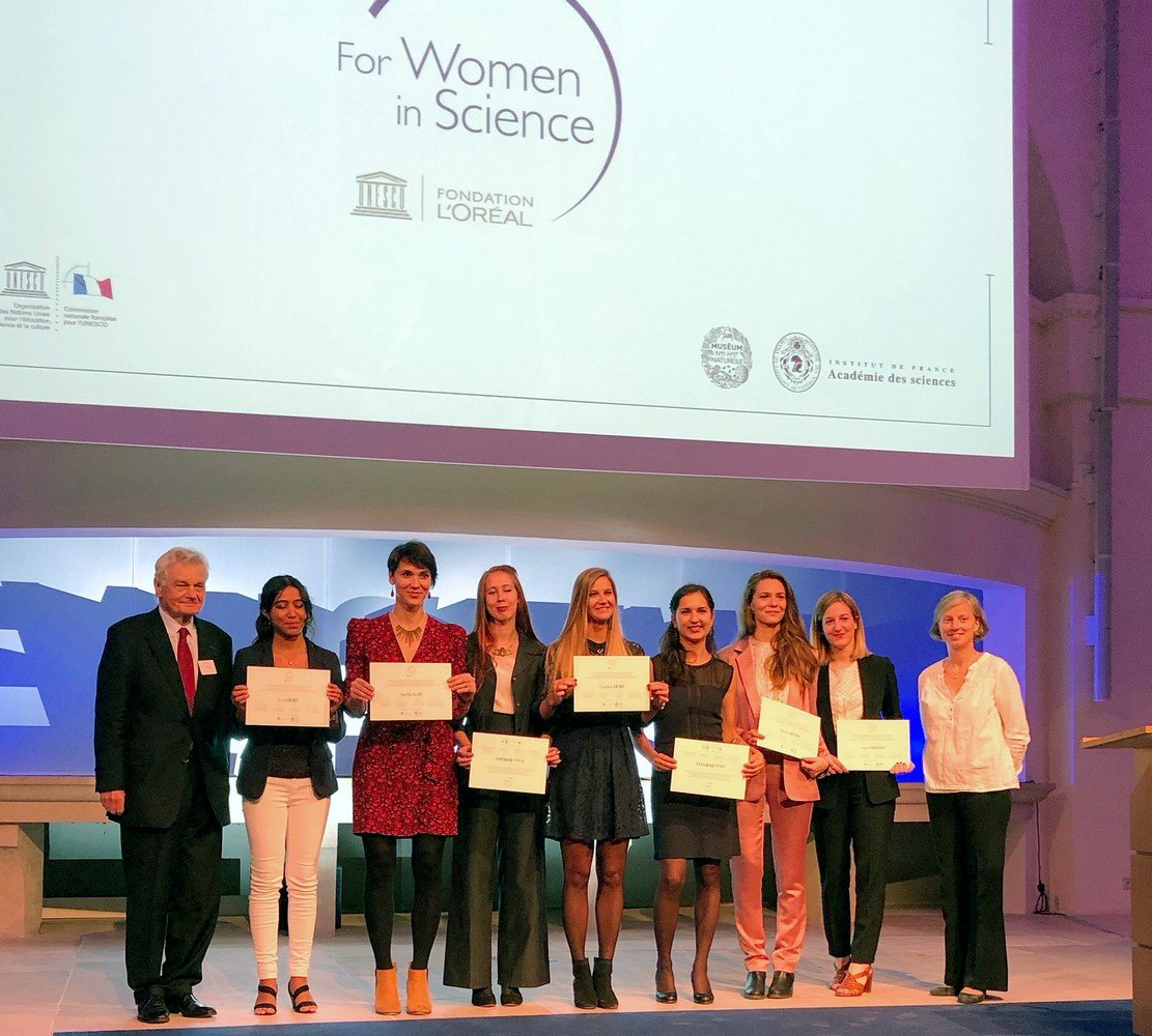 👏🏽 Félicitation à <a href="/GayNoellie/">Gay Noellie</a>, épidémiologiste au #Cirad et à toutes les autres lauréates du prix L'oréal - Unesco pour les #femmes et la #science <a href="/4womeninscience/">For Women in Science</a> 

#Women4Science #WomenInScience #OneHealth #AMR