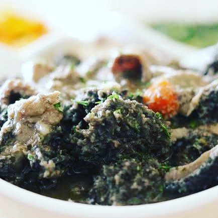 AfricanchefSA's tweet photo. It is #MogoduMonday at #AfricanChef all day today at 20% off sit in only. You also get Castle lite and Brutal fruit for R20 only (Between 5pm-9pm) https://t.co/vMk1j98M8K