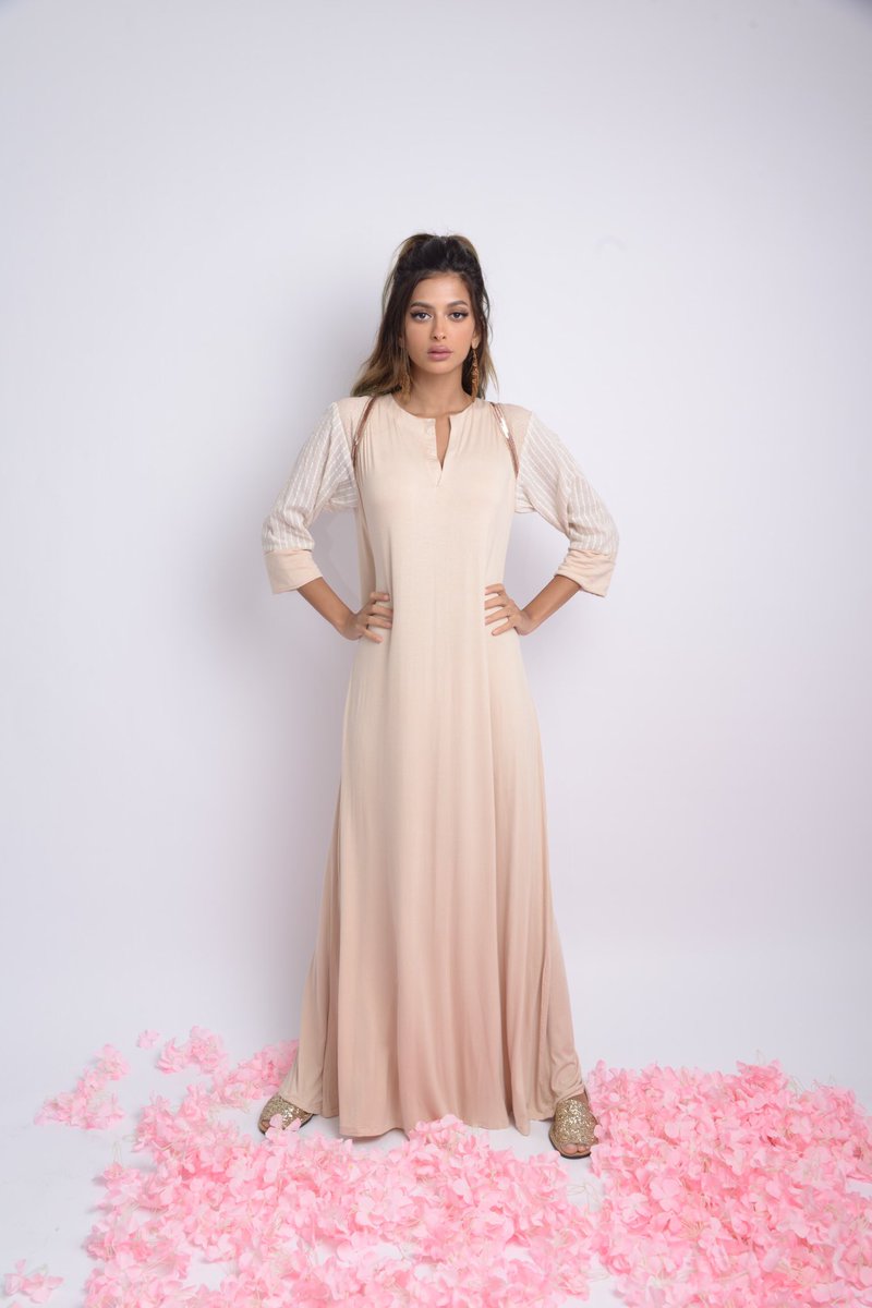 simplylayla78's tweet photo. #موسم_الرياض #جدة #SaudiArabia #saudidesigner #fashion #fashiondesign #women #saudiwomen #Saudi #simplylayla https://t.co/YKQbp8wrGC