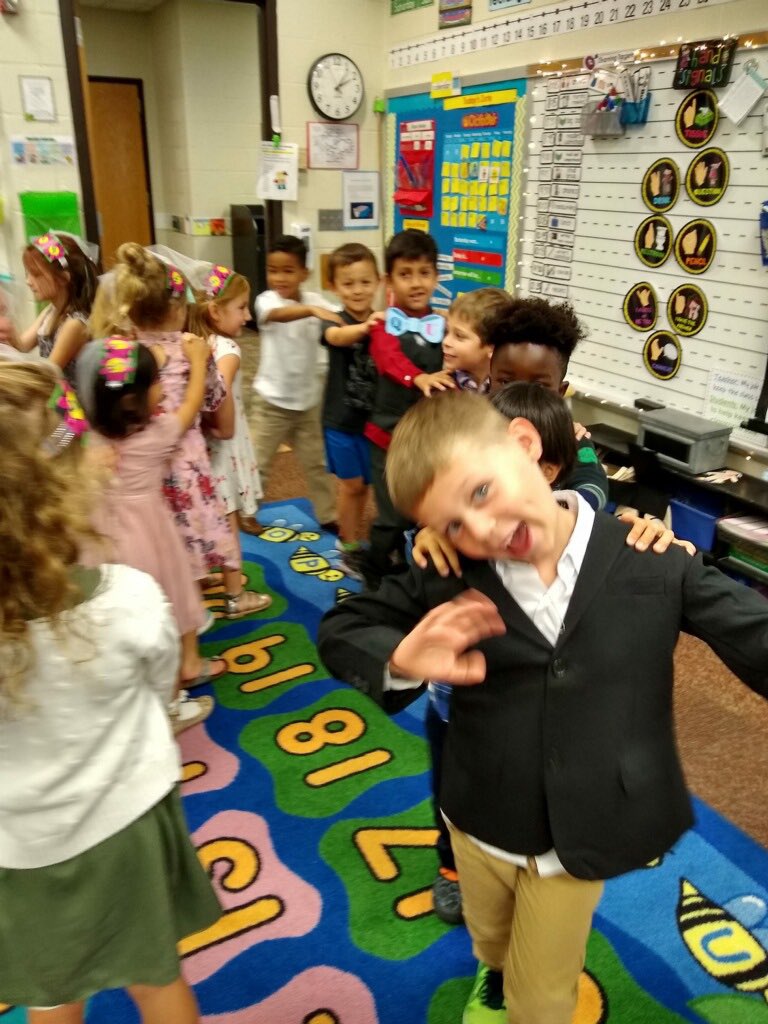 We love to celebrate in Kindy, especially QU wedding!!