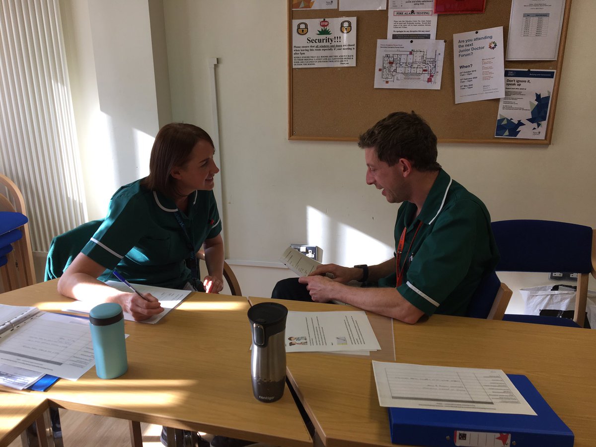 marycarterPT's tweet photo. Role play #consultation skills for medicines optimisation #SWPMOTP #pharmtech #wheresmyhandbag @BrizzleBumpkin @PWD_South @APTUK1 https://t.co/saXxVC6CNv