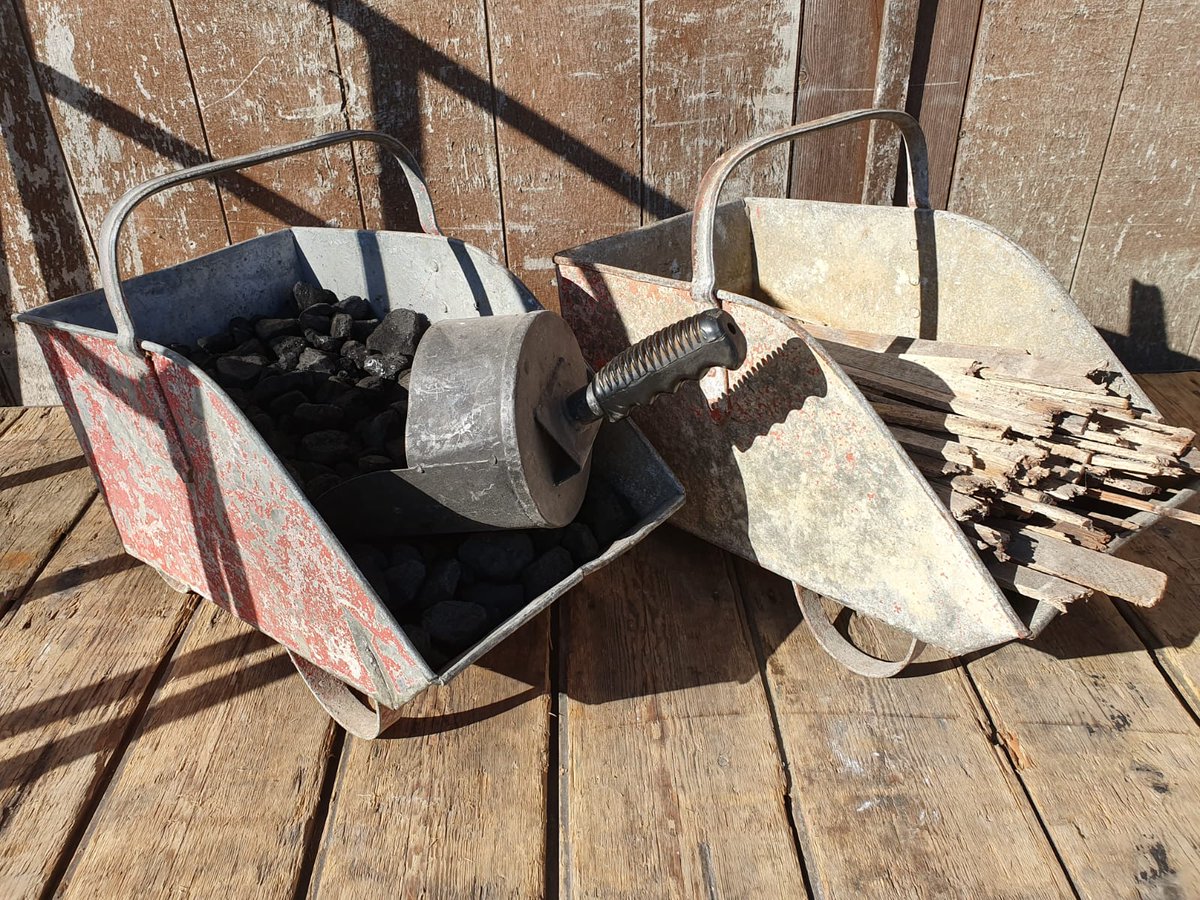 ReginaldBallum's tweet image. Time to get toastie! Treat your fireside to a little revamp with these 1950&apos;s coal scuttles - the perfect fireside companion.
#logstorage #fireside #decorativeantiques #industrialstyle #winterwarmer #homedecor #interiorinspo #antiqueshop #reginaldballum #worthing
