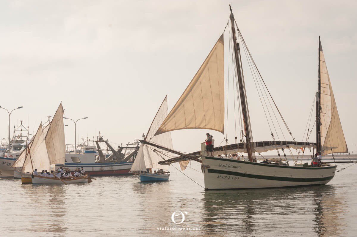 🎩 El nostre passat més recent posat en valor i representat per rapitencs i rapitenques, benvinguts a Orígens. Demostracions d’oficis, gastronomia, jocs, música, teatre i moltes més activitats. De l’11 al 13 d’octubre. Més informació a <a href="/viulosorigens/">Orígens</a>