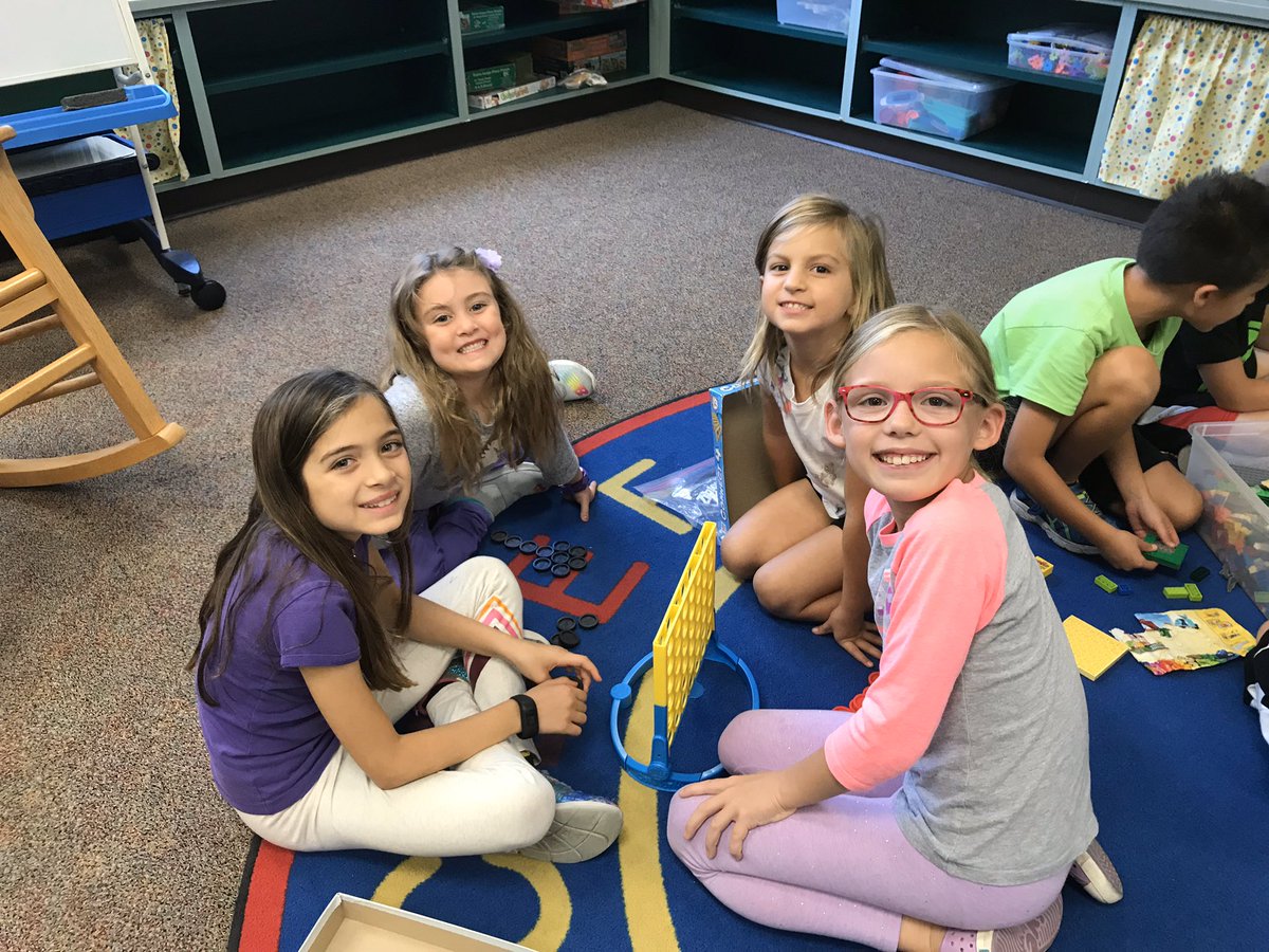We enjoyed ending our day with our Third Grade buddies! <a href="/mrsrippleMTE/">Lexi Ripple</a> <a href="/MohawkTrailsEl/">MohawkTrailsElem</a>