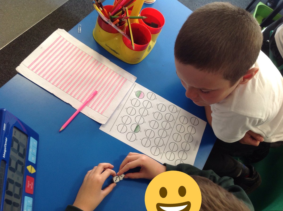 TGPS_NorthLincs's tweet photo. Year 5 are playing a rounding game. We have to roll the dice to create numbers and then round them. Then we get to colour half of a circle. The person with the most halves wins. #TGPSMaths #TGPSYear5 #TGPSTeambuild #TGPSEngaginglearners https://t.co/OHaaOnhpc0