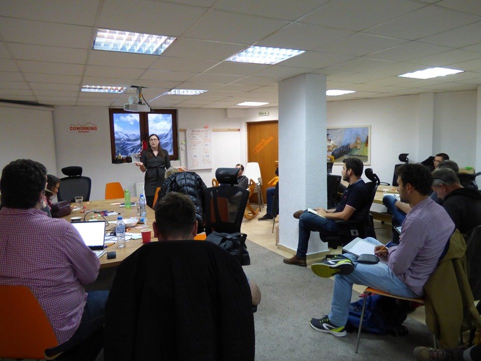 Travelling_Buzz's tweet photo. Attending last week's #BloggersOnTop unconference in #Bansko, #Bulgaria at @CoworkingBansko with amazing group of 25+ travel insiders π Thanks to everyone who shared this experience with us! And @travelmassive for the support :) https://t.co/Z8xqYqCb4s