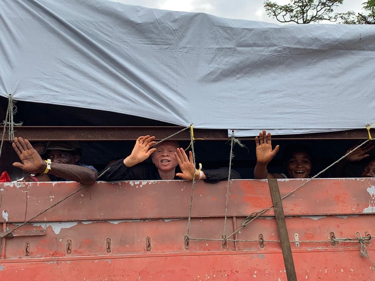 222 refugees departed Angola’s Lovua Settlement, 09 October 2019, in the first leg of the organized voluntary repatriation of Congolese to the Democratic Republic of Congo (DRC).  A Tripartite Agreement was signed by the DRC, Angola and UNHCR on 23 August 2019.