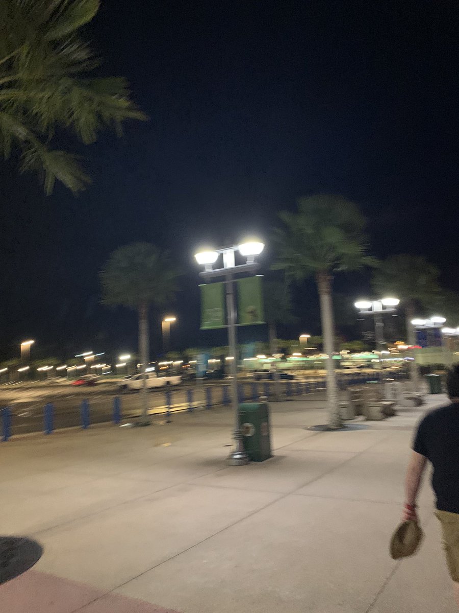 CruzinParadise's tweet image. #ExtraMagic #WDW