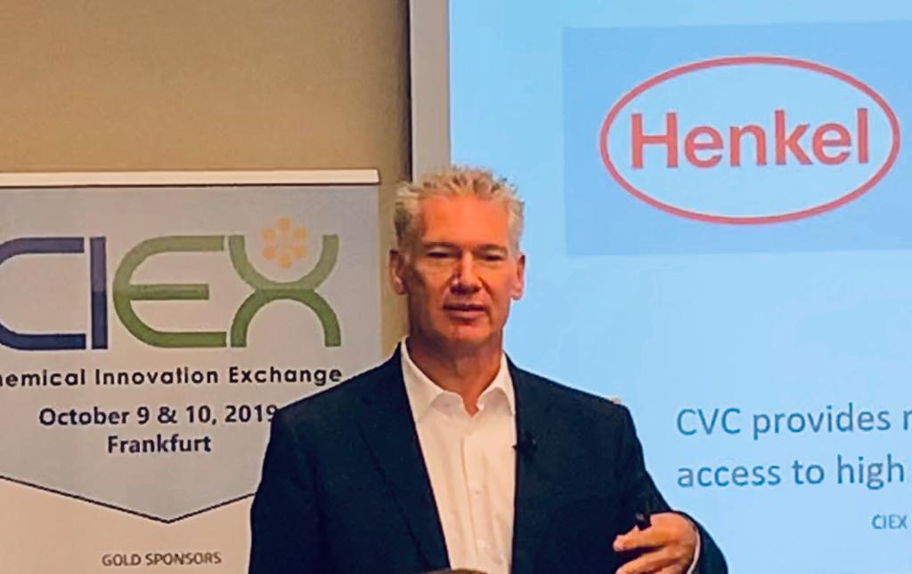 CHEManager_EU's tweet photo. „There are new markets full of untapped opportunities for us“, says Paolo Bavaj, head of #Adhesive Technologies, @Henkel Ventures at #CIEXCONF. https://t.co/PBPulBlIas