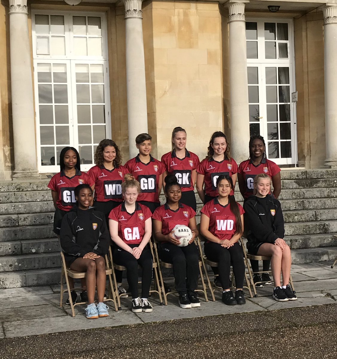 RAAS_PE's tweet photo. Netball squads looking great in the morning sunshine overlooking the lake! https://t.co/jmvRuKEqUX