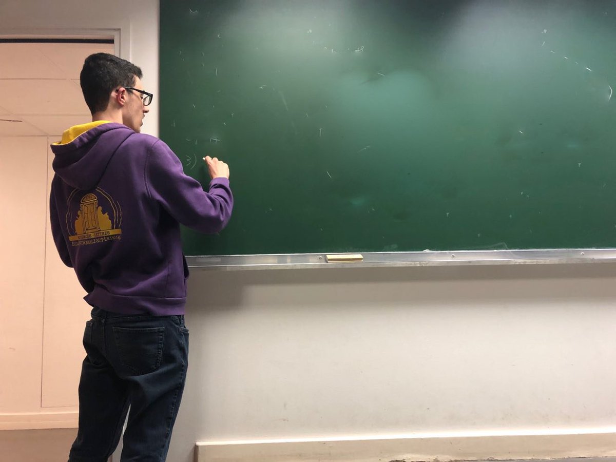 Corres2Math's tweet photo. Le comité de rédaction des problèmes s'est réuni une dernière fois pour que tout soit parfait ! Les problèmes arrivent dans moins d'une semaine, on a hâte ! https://t.co/GVJzUvoCyP