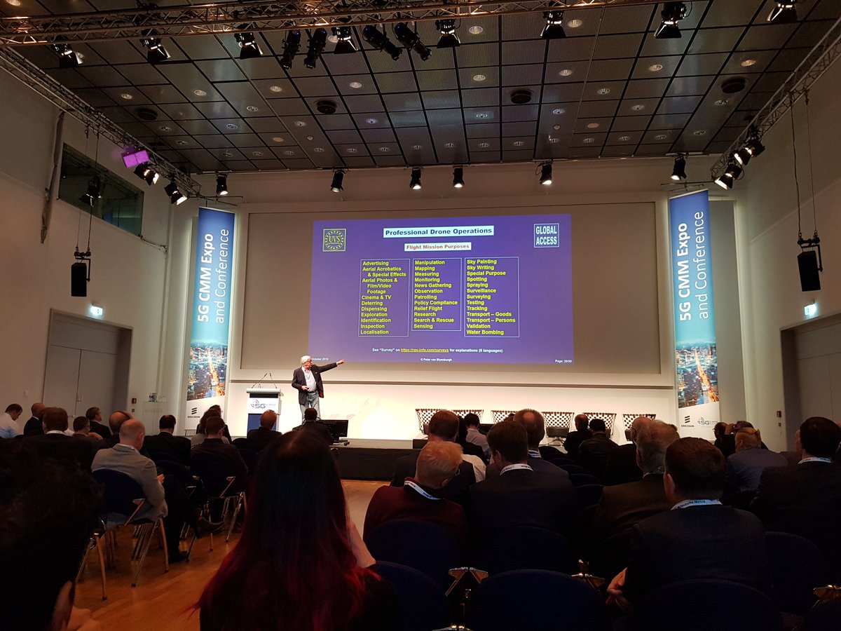 FlyNex_io's tweet photo. Unglaublich viele Bereiche in denen #Drohnen bereits eingesetzt werden und Vorteile bieten! Heute Thema bei #5GCMM #5G in #Hannover https://t.co/ETsHkmlJET