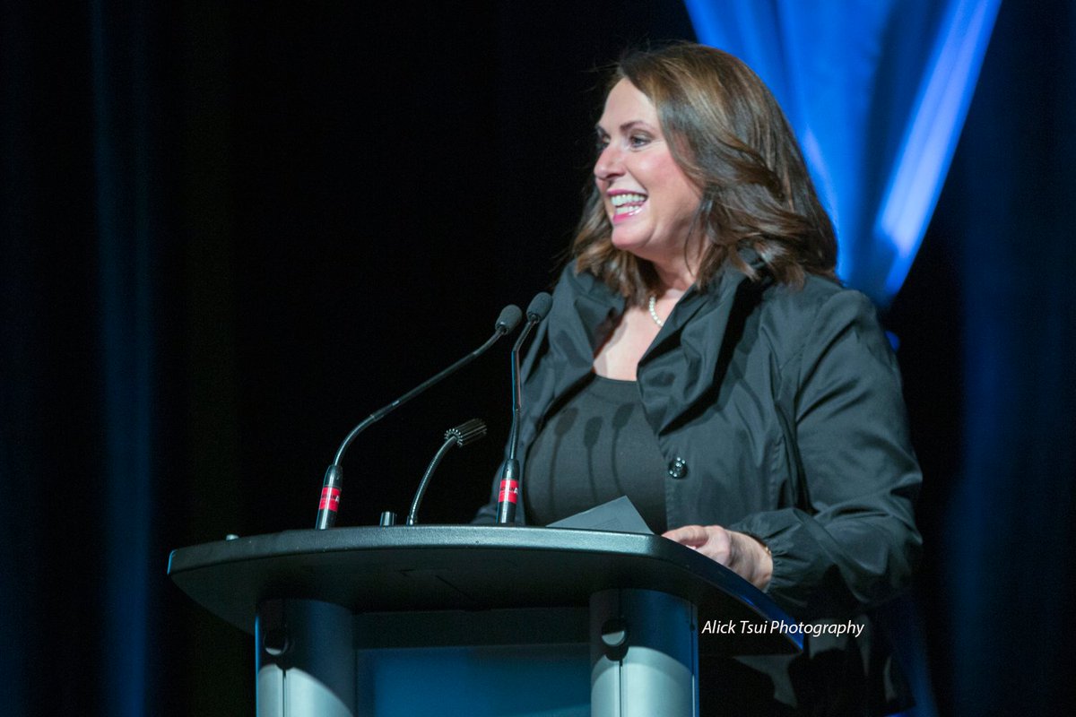 positively4ever's tweet photo. Great closing of Atlantic Showcase Conference @AtlCanShowcase #ACS2019 with buyers/sellers from all over @NLtweets NB PEI NS and NL @HospitalityNL @HNLChair  @SiobhanCoadyNL @theSJCC @StJohnsTelegram Thousands of appointments between tourism stakeholders #Tourism @CityofStJohns https://t.co/9LwSaDTsaq
