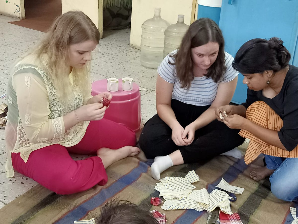 jamghathomes's tweet photo. Working together and learning together!! https://t.co/Su6ZxRqbjA