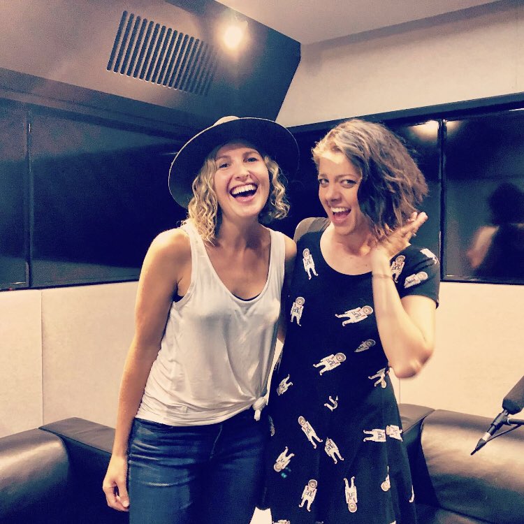 📻 A M B E R   N I G H T S 📻
Had such a great time catching up with @amberlawrencemusic from <a href="/iheartradioau/">iHeartRadio Australia</a> in Sydney today! What an amazing woman💛

The interview will air next month, so I will send you all the details closer to the date!

#singersongwriterlife #karinpage