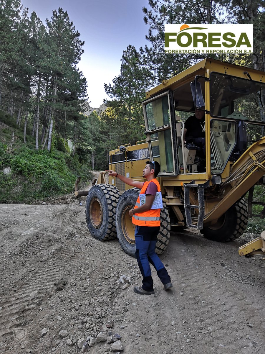 foresa_net's tweet photo. Visita, seguimiento y control de la obra: Adecuación de pistas en Valles del Iregua-Leza, La Rioja. https://t.co/0lvfiWOhx1