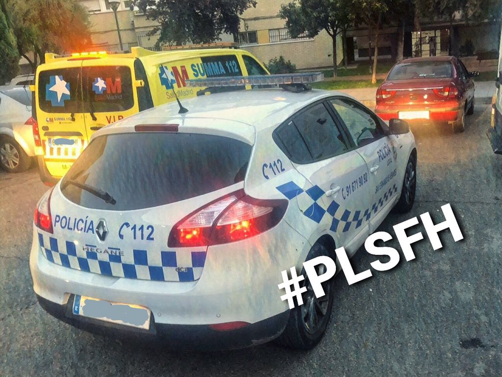 PoliciaLocalSFH's tweet photo. 🚸TRÁFICO
En los últimos días hemos actuado en diversos accidentes de tráfico .
Nuestros👮🏻♀️👮🏻♂️investigan las causas.
➡️Atropello de un menor.
➡️Colisión turismos.
➡️Atropello de Ciclista.
👉 También se ha imputado a varios conductores por #DCSV, concretamente por #ALCOHOLEMIA https://t.co/ceCo88aIQ6