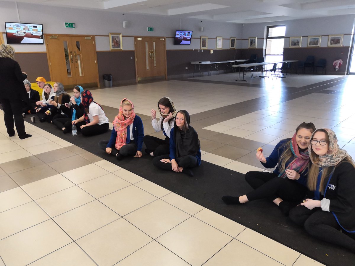 Learning is not just a right for every young person, it is also a means to eradicating ignorance and prejudice in our society.
Feeling very proud of our Bannockburn Higher RMPS class and their exceptional conduct at Glasgow Gurdwara.
#RRSA
<a href="/BannockburnRrc/">BannockburnHighRRC</a>