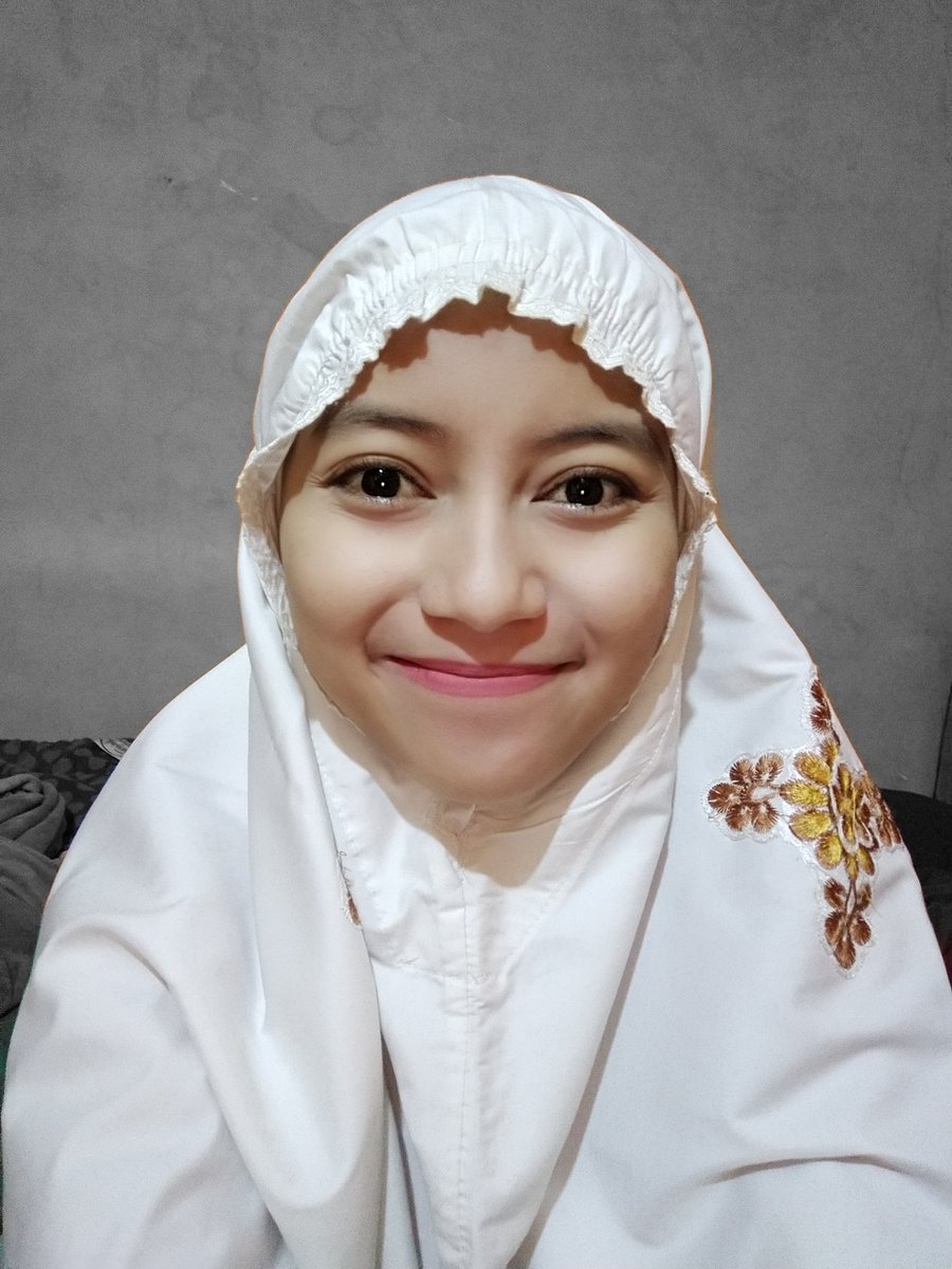 Shofa_Robb's tweet photo. Hallo...  Assalamualaikum https://t.co/COX1o611ZU