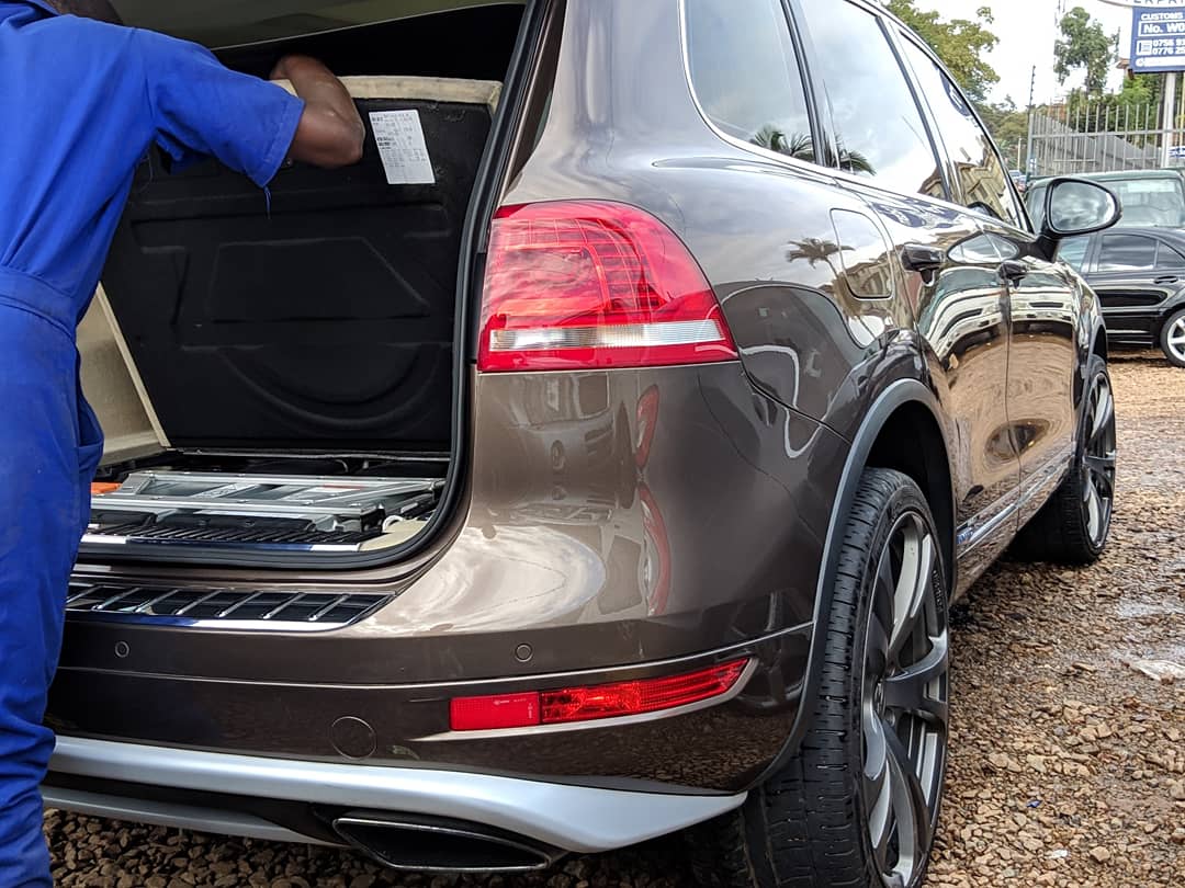 LEMAX__Autos_ug tweet media