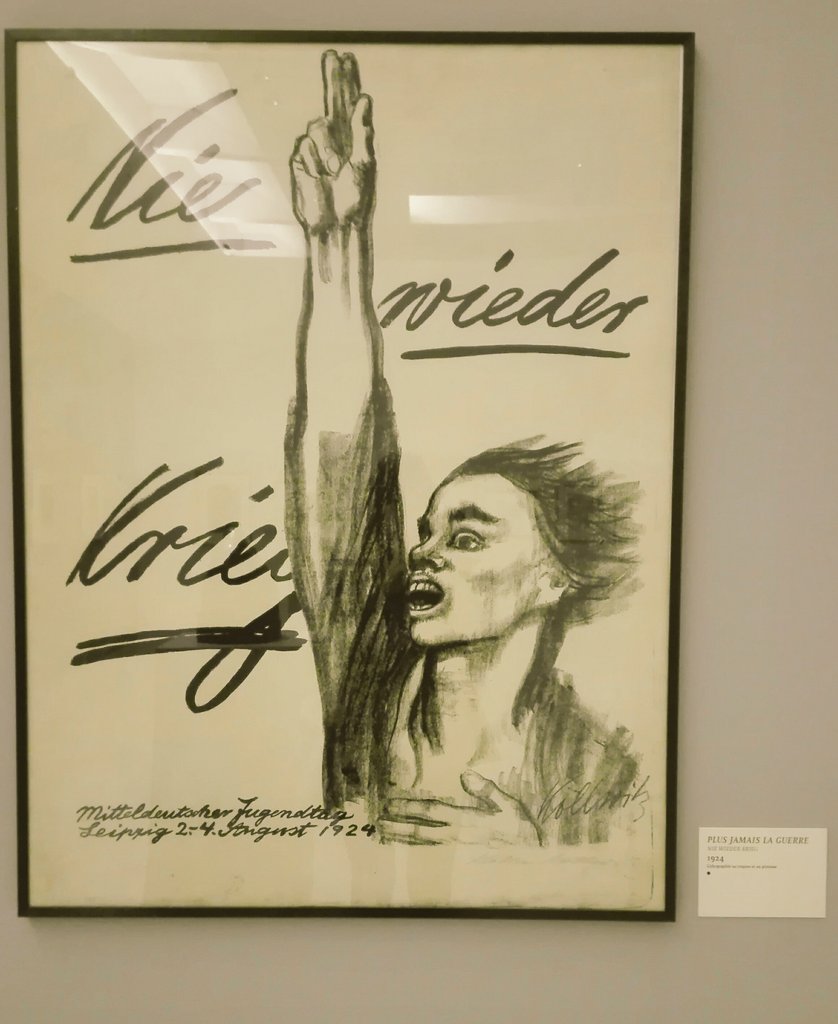 "Plus jamais de guerre" 
Exposition de l'artiste expressioniste Käthe Kollwitz au Musée d'art moderne et contemporain de #Strasbourg. Exposition inédite en France sur cette grande artiste allemande.
#art #expressionisme #allemand