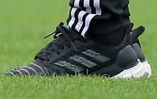 サッカースパイク Kohei Sblog サッカー日本代表が ウォームアップ時に使用している ランニングシューズを特定 まとめリストはブログにて T Co T9edkiqbo3 T Co Zd9tlnyokv Twitter