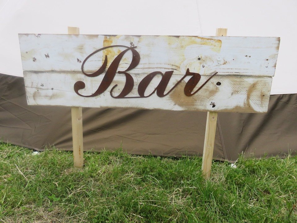 Important venue characteristics:

✅ Bar or Corkage / Dry Hire

#wedding #weddings #surrey #weddingvenue #exclusiveweddingvenue #mansionwedding #countryhouse #stunning #nutfield #robertdenholmhouse