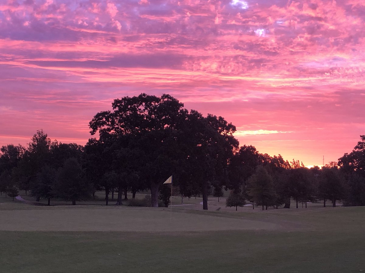 Tulsa Country Club tweet media