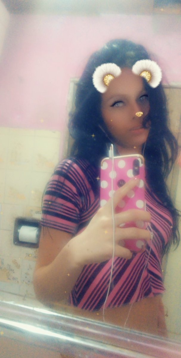 Princesa Lívia Oficial 🐾❤️💍 (@princesalviaof1) on Twitter photo 