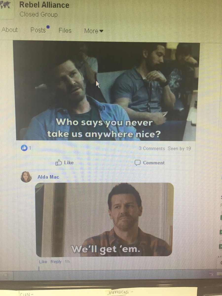 Noskeltonshere's tweet photo. So this happened at work today! Yay #SEALTeam 💚💙❤️ https://t.co/skCDRsYjeF