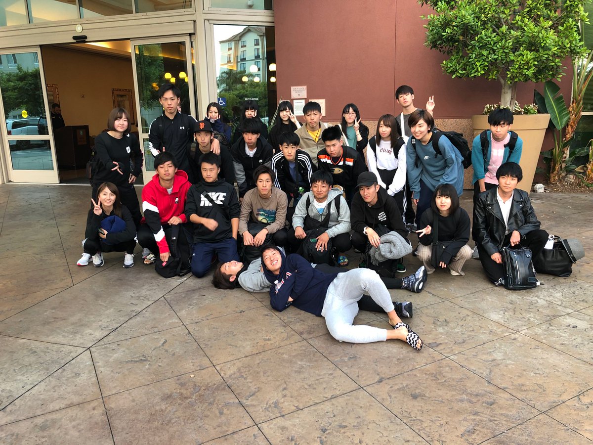 仙台医健 スポーツ専門学校 21年4月仙台医健 スポーツ こども専門学校 より校名変更予定 日本に帰ります 会話の節々で自然と英語が混じってしまう皆さんです 仙台医健 スポーツ科学科 視能訓練科 海外実学研修 アメリカ La カリフォルニア