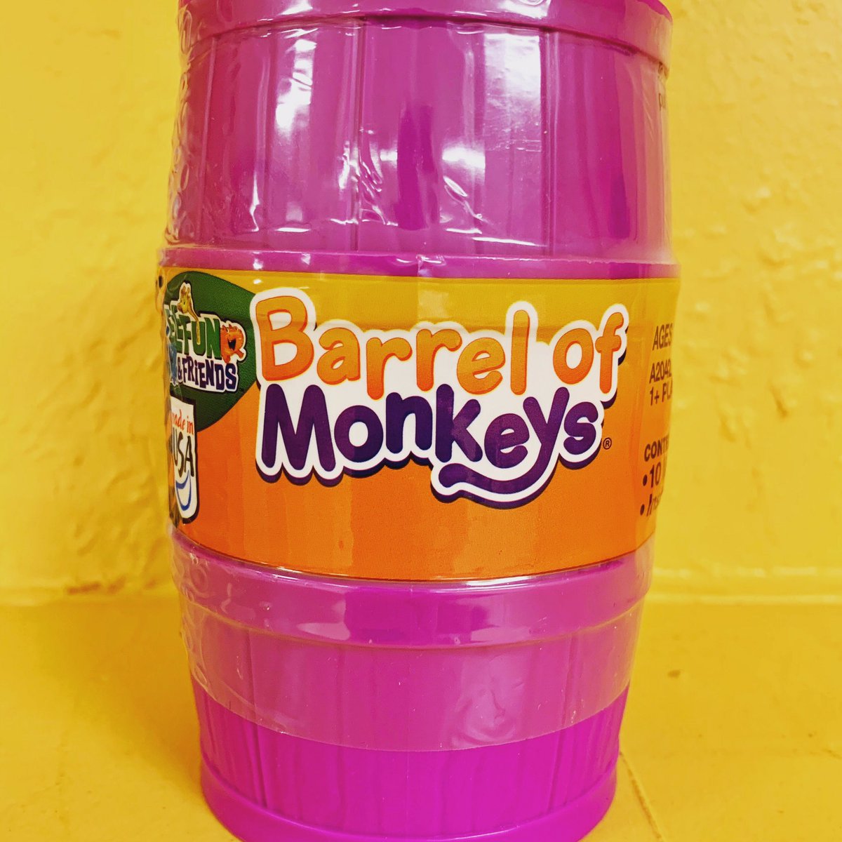 ProjBeautyShare's tweet photo. Anyone remember this?! Someone included it in their donation box sent to us...it made our day!! 💗 #nostalgicmemories
.
.
.
#thebeautyisinthegiving #reminiscing #donationwednesday #wackywednesday #barrelofmonkeys #peoplehelpingpeople #rememberwhen #nonprofitsorganization https://t.co/LxvgvOJUuS