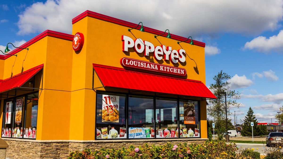 New Popeyes in North Carolina ruining daily commutes trib.al/QvpnoV3