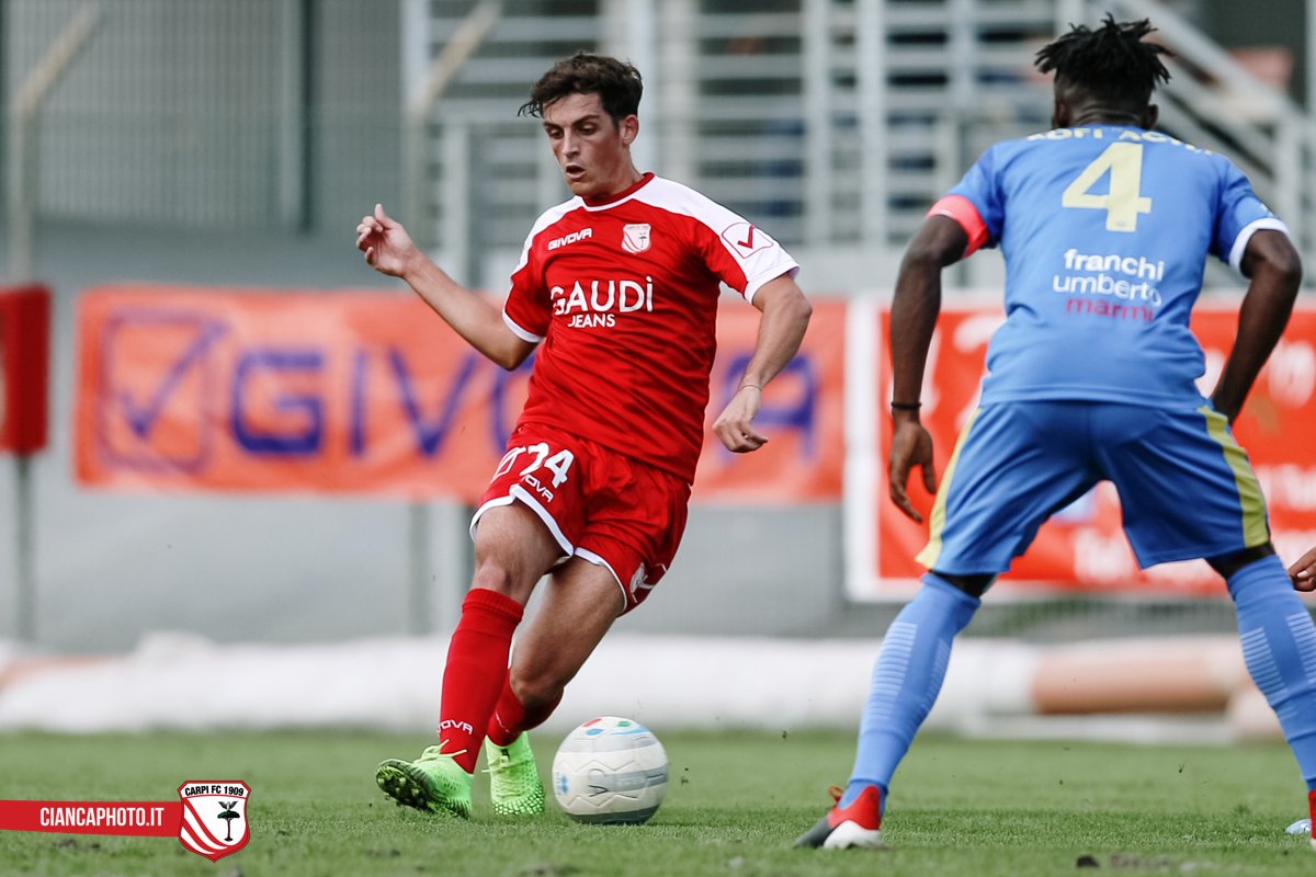 ac_carpi's tweet photo. 📽️ #Riolfo, #Clemente e #Grieco dopo la gara di #CoppaItalia #CarpiCarrarese 2⃣-0⃣
#FORZACARPI ⚪️🔴
#CapCar https://t.co/qxXr9NNsmo
