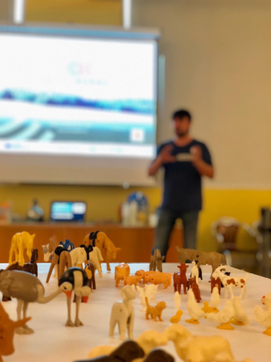 Coperfield4sg's tweet photo. Avui hem facilitat el 2on taller del #Corural, promogut per @desruralcat amb el repte de garantir #relleurural a Catalunya pel 2025. Dia intens de creativitat, obtenció d’idees i construcció d’una comunitat compromesa. Convençuts que aquest serà l’inici d’una bona història 👍🏼 https://t.co/G8BoGtl2Op