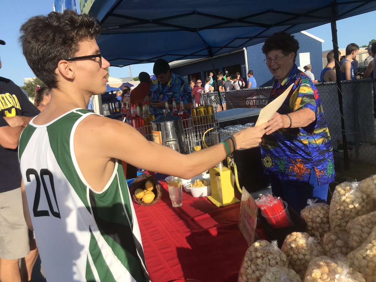 PRHSSpanishNHS's tweet photo. As we prepare for the Bear Trot 5k, here we have our President Christian Garcia, seeking contact information from a local service provider. 📋 https://t.co/RZaaQsfC8J