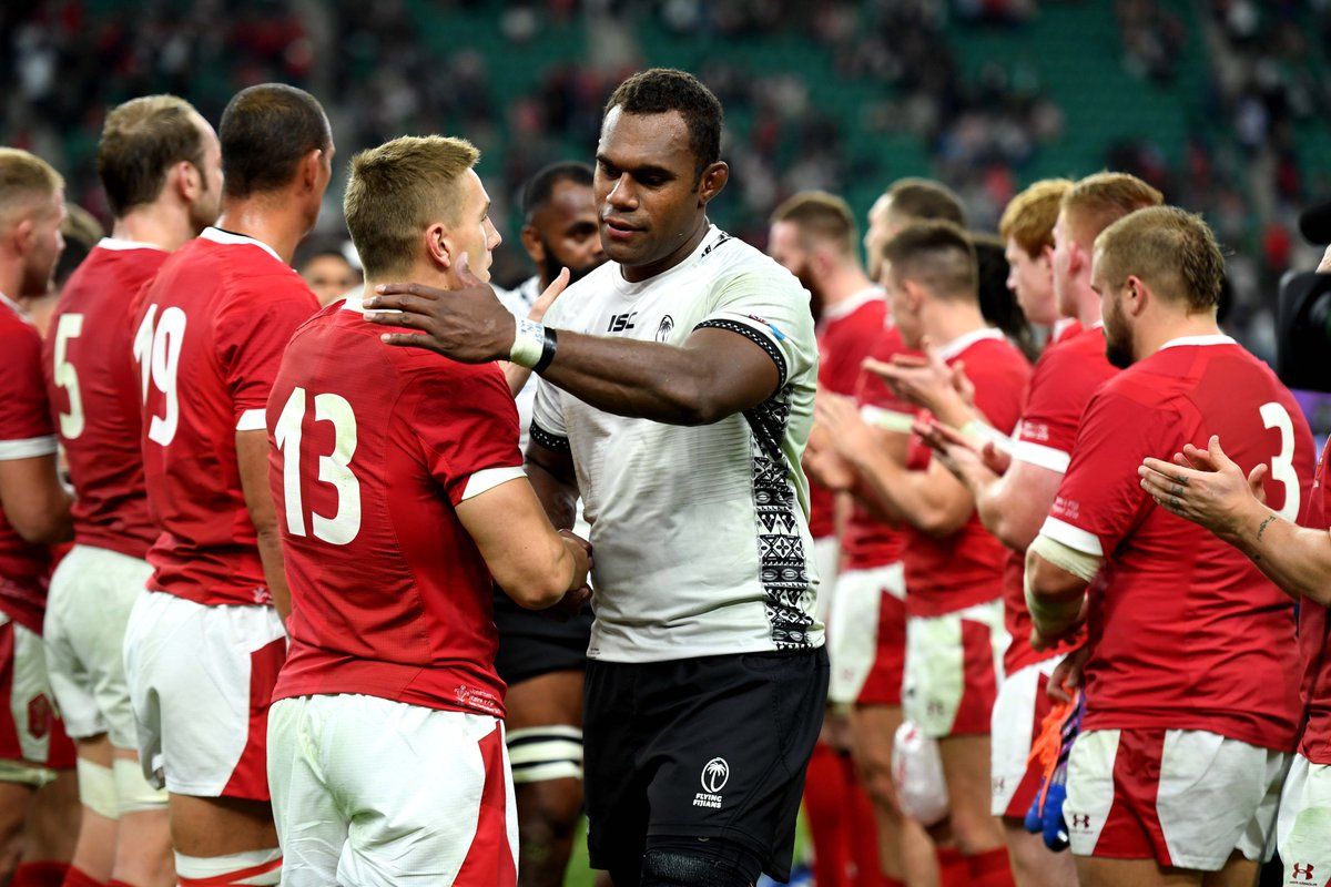 WelshRugbyUnion's tweet photo. Diolch 🔴 Vinaka 🔴 ありがとう

#WALvFIJ https://t.co/hKPaSX9GxJ