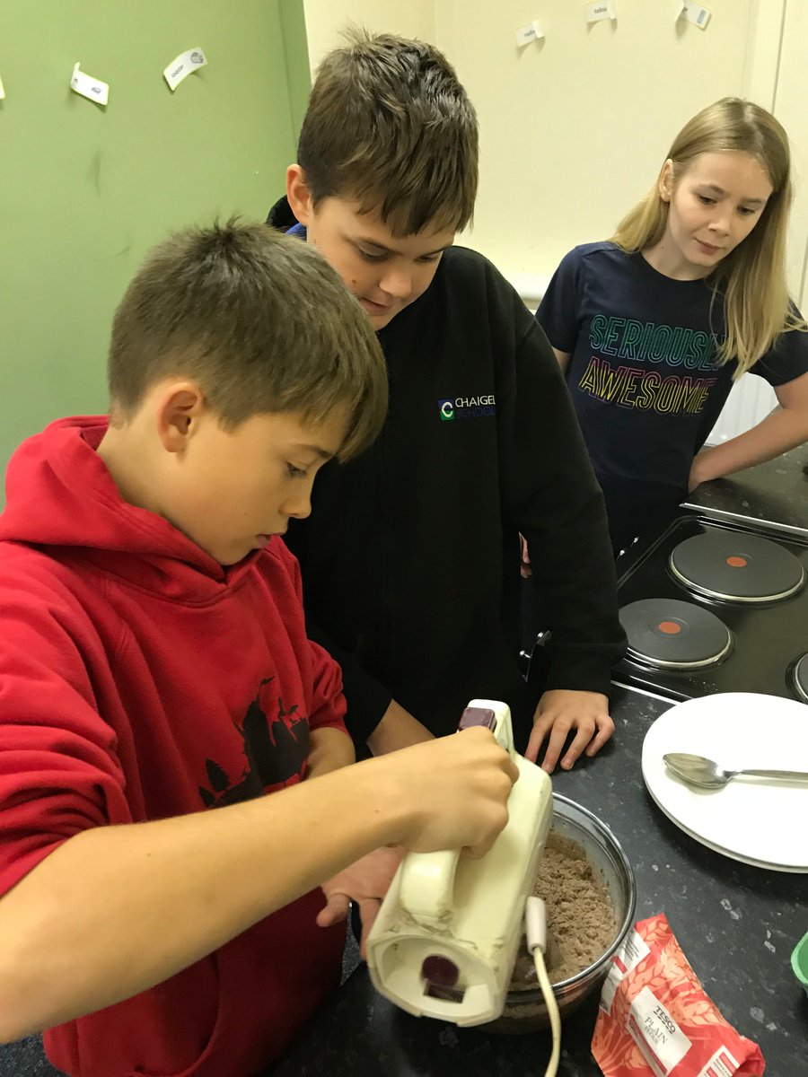 Chaigeley School tweet media