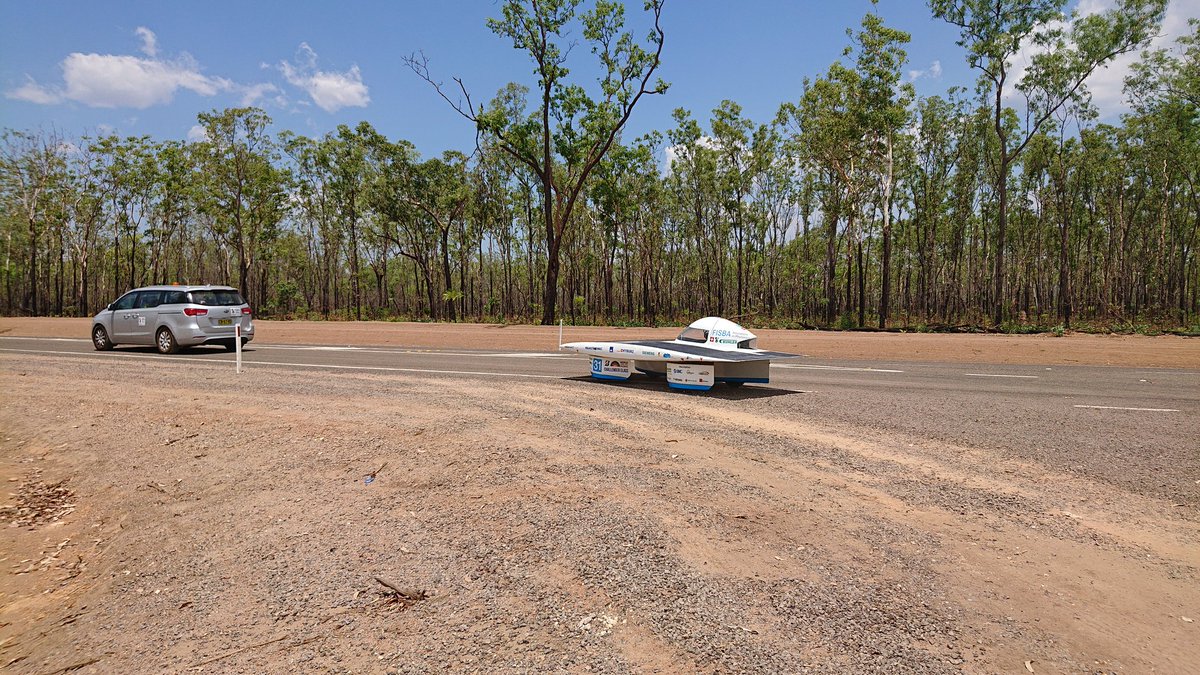 SERdotCH's tweet image. Some test drives on Gunn Point road near Darwin. 
#bwsc19
@WorldSolarChlg