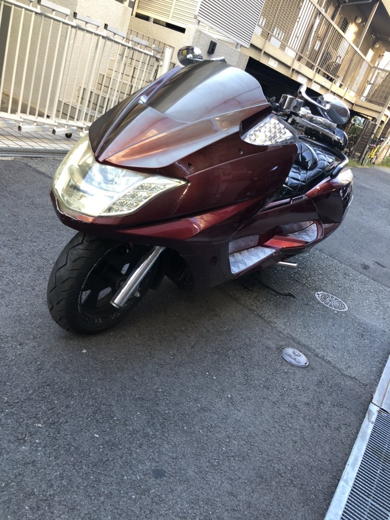 Be Bike 原付売ります全国陸送します マグザム 少し色褪せしてますが やっぱりかっこいいですよね ビックスクーターも扱っていきますので欲しい方はdm下さい Bebike バイク売ります