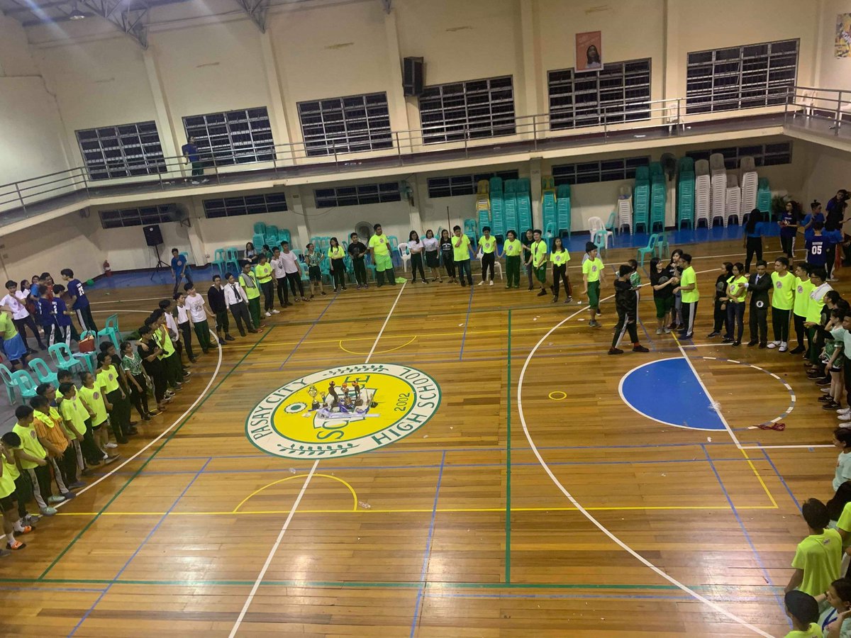 CarleeShin_dVS's tweet photo. Super congrats ulit sa Batch #BENTEBENTE aka #PessimusGenus (The Worst) Batch ng Pasay Science

Grabe nakaka-proud na napanindigan natin yung #ThrowBACK2BACK natin sa overall

Salamat sa almost 6 years na memories! Hindi ko yon ipagpapalit sa kahit ano+ https://t.co/UuoLr3hbSv