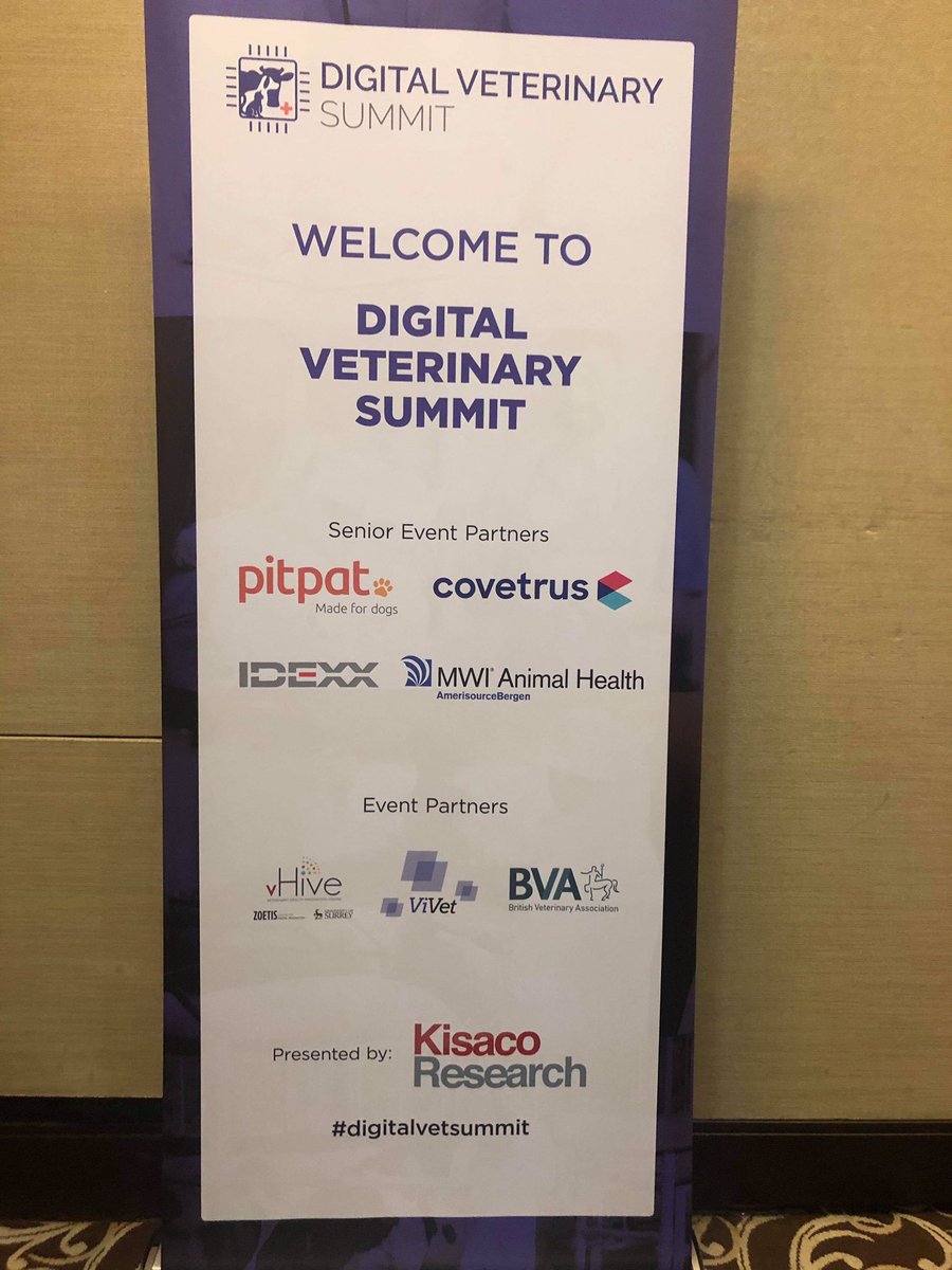 toletta_cat's tweet photo. 本日、ロンドンで開催されるデジタル獣医サミット『DIGITAL VETERINARY SUMMIT 』に参加中です🙌
目の前で次々と商談が始まっていきます😳
世界の凄さを目の当たりにして呆然とするtolettaちゃんの様子がこちらです…
#toletta #DIGITALVETERINARY https://t.co/sNvBNTxPP9