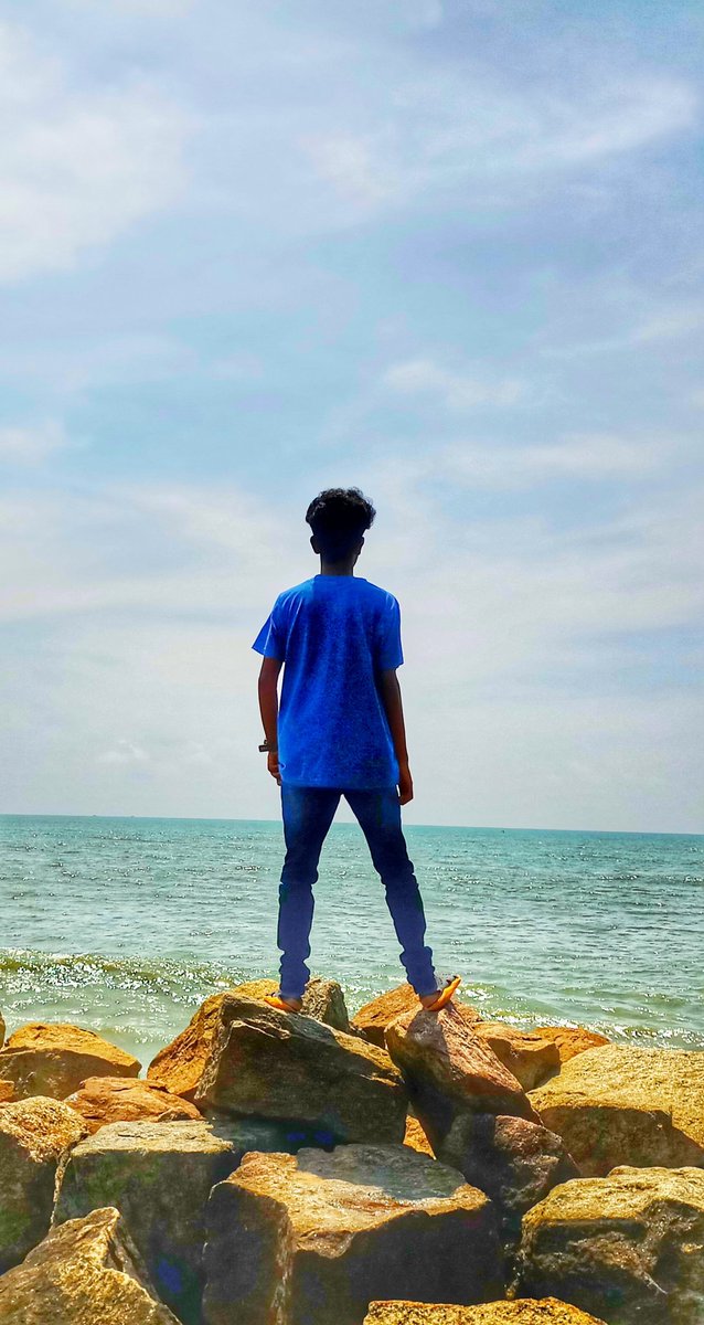 sarang_rn_appu's tweet photo. #trip #tvm #alappuzha #beach #side #nyc #2019 #vibez #on #terror #mode #bgm #grandi10 #j7max #broh #moi #pic #latest #unveal #power https://t.co/vGj7j1lOl5