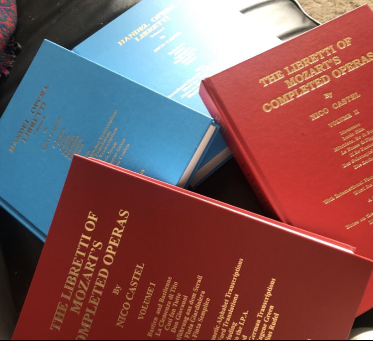 AnnetteWardell's tweet photo. My new best friends for the next few days!! Thank You @Lisette_Oropesa for recommending these in your online Q&A and the lovely Alex at @JuilliardStore for assisting! Now....to work!! #Opera #DivaAtWork #NicoCastel #translate #libretti 📚📚📚 https://t.co/3kWAYM6x3V