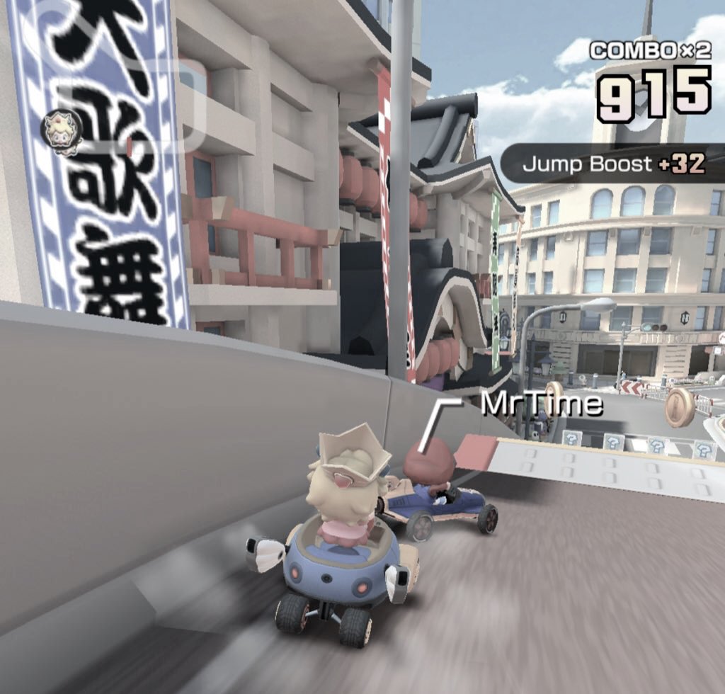 マリオカートツアーの東京ツアーのコースに浅草の金のうんこが再現されている！ - posfie