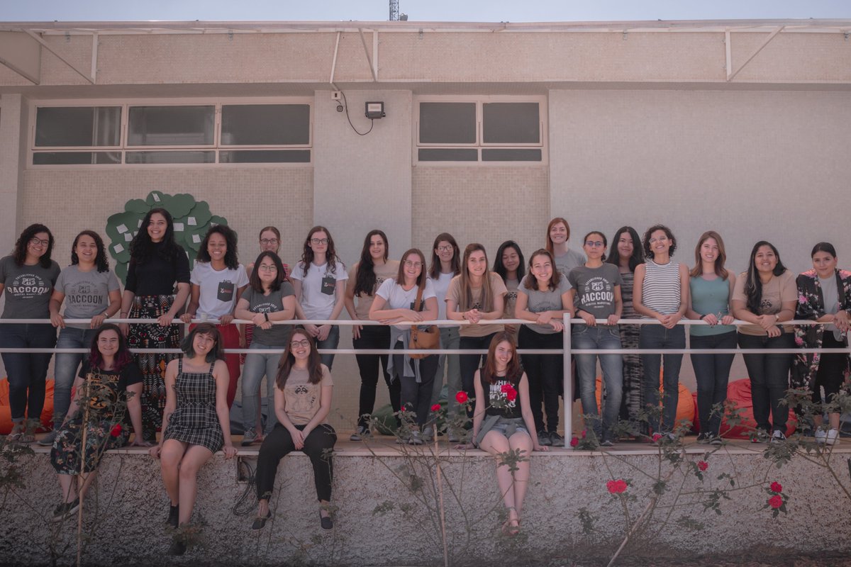 lucafmarques's tweet photo. Yesterday was #AdaLovelaceDay, so here's to all my females colleagues who, as we say here in Brazil, mandam na porra toda (own every goddamn thing)!
#codelikeagirl #designlikeagirl #leadlikeagirl https://t.co/XjyMW07iCC
